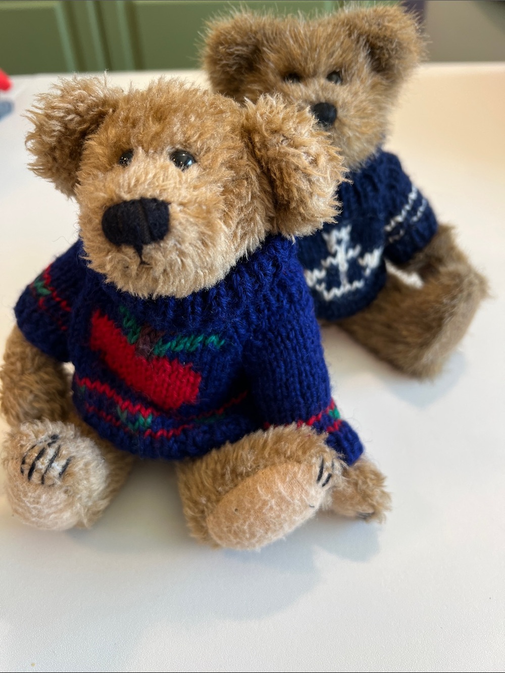 Boyd’s Bears - 90s collectors items, sweaters, apple, anchor